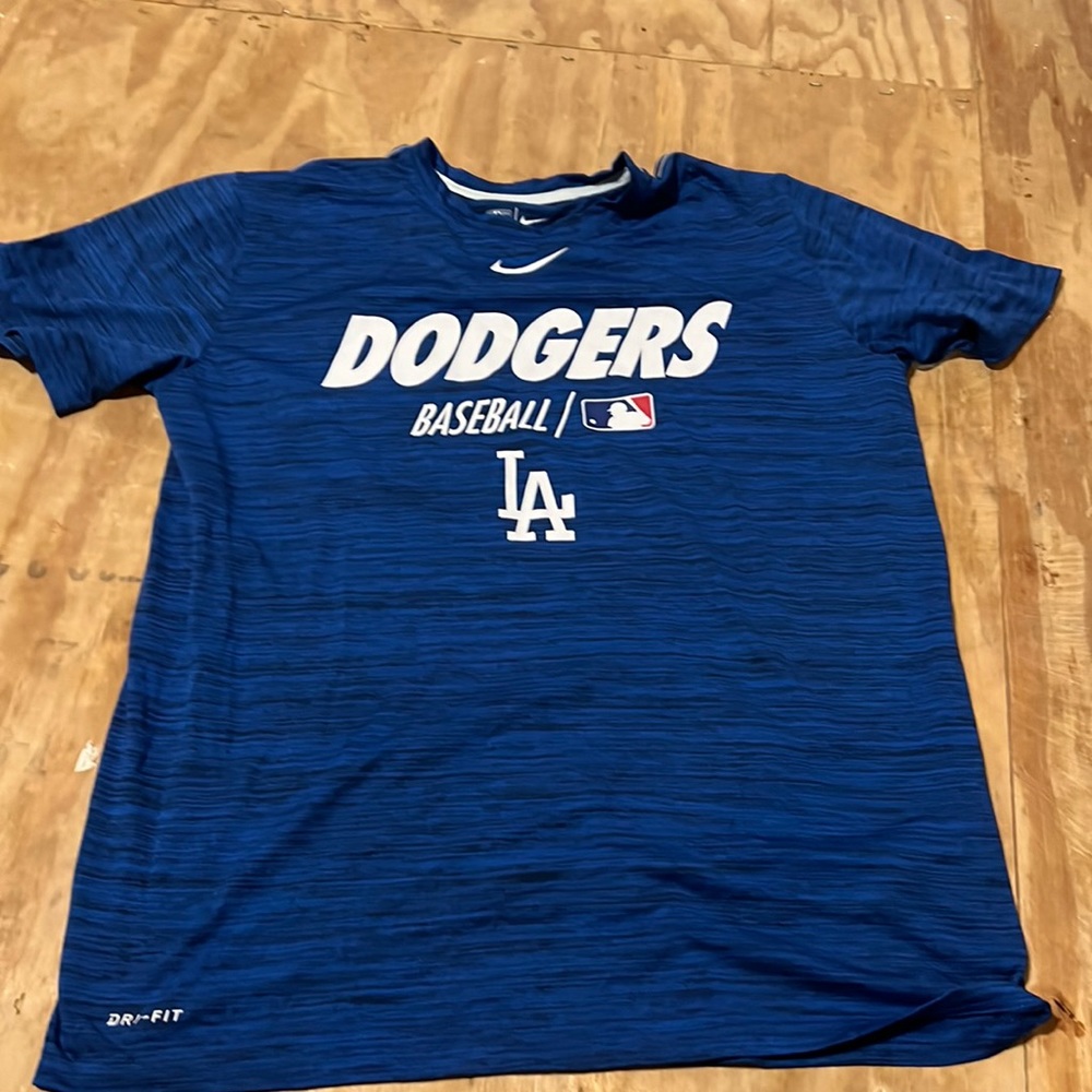 Nike dri fit dodgers men’s large